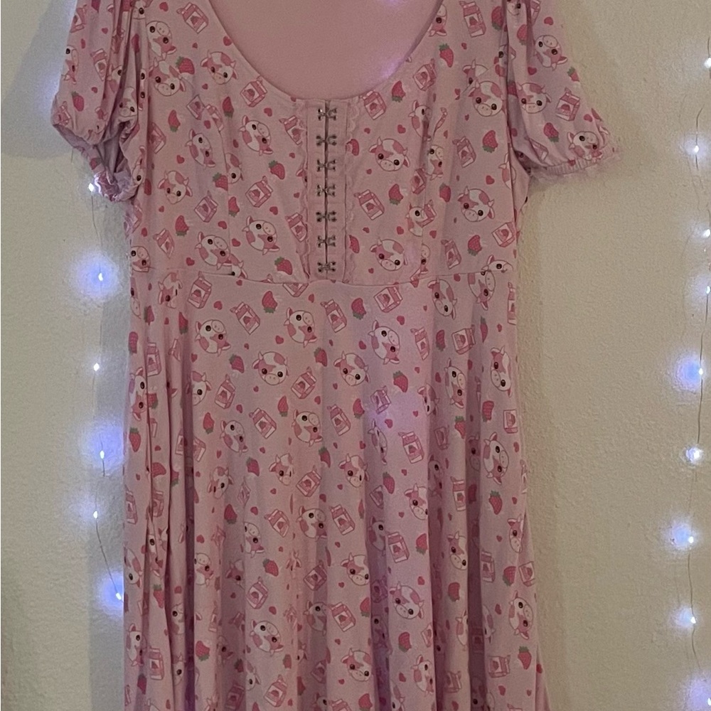 Hot Topic Light Pink Dress🍓